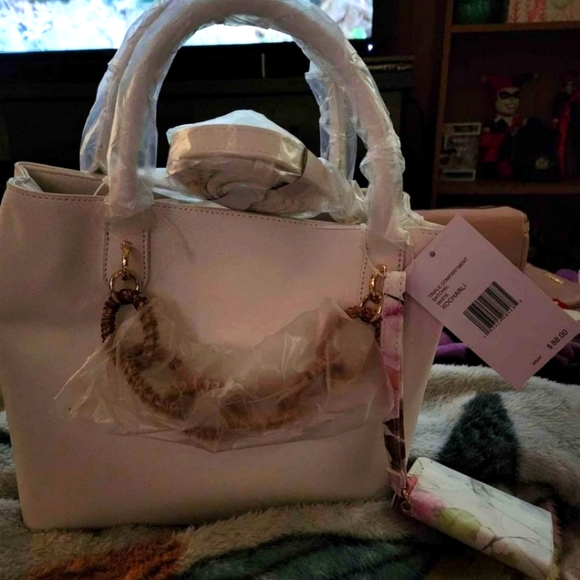 Betsey Johnson Handbags - Betsey Johnson Purse